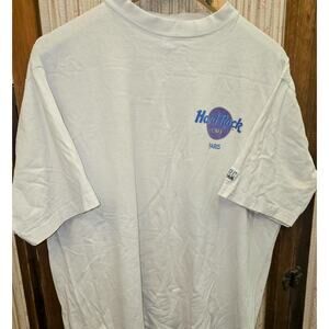 Vintage Hard Rock Cafe Paris, Unisex Tshirt, Large. JEN8018